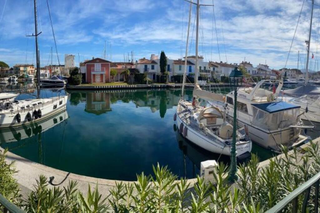 Charmant Appartement A Port Grimaud Exterior foto